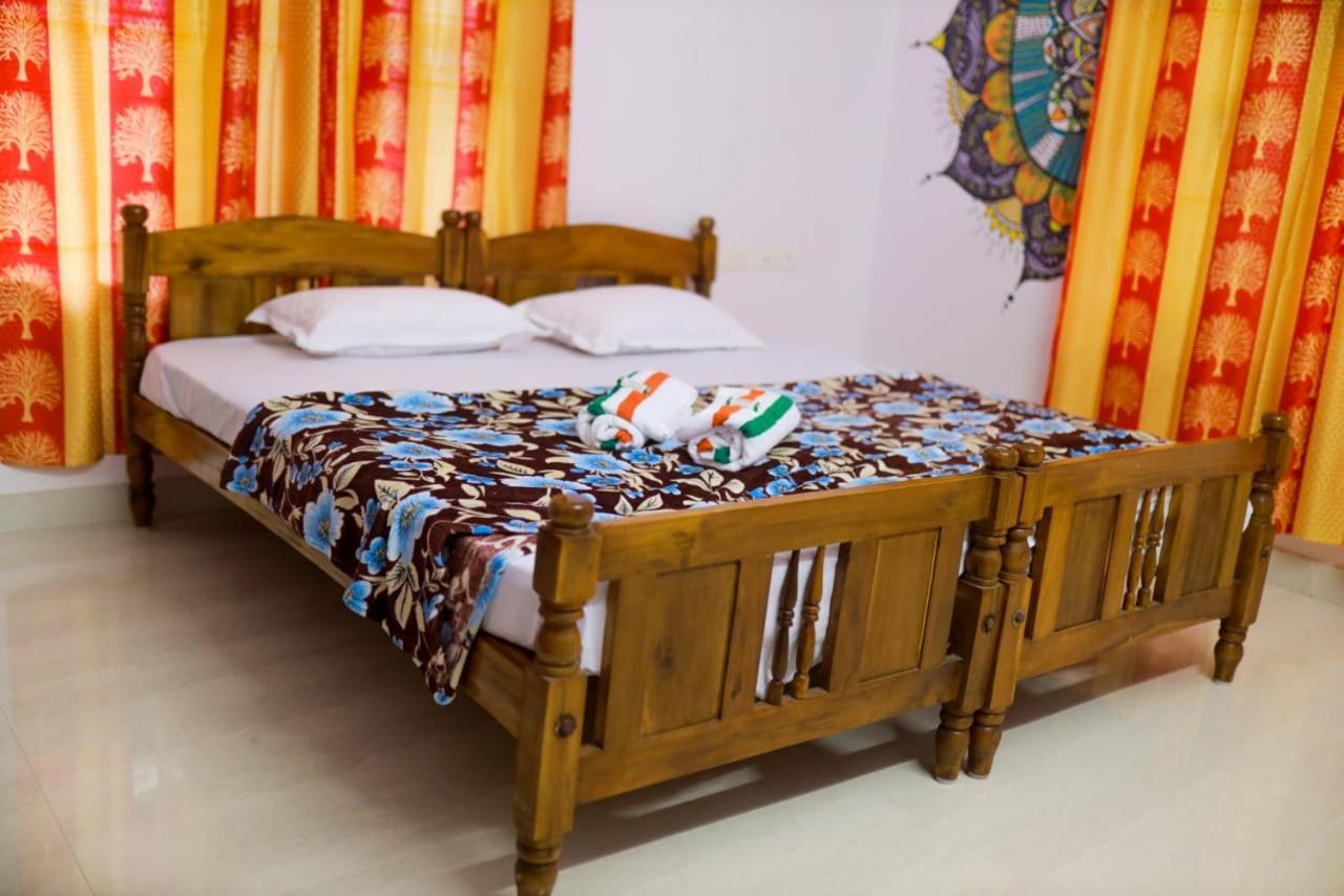 Verge Hostel Варкала Екстериор снимка