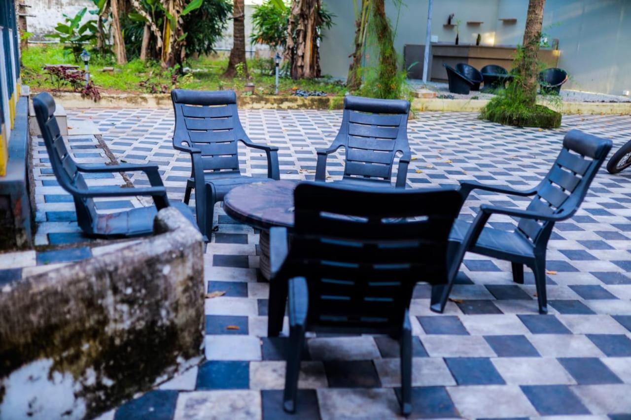 Verge Hostel Варкала Екстериор снимка